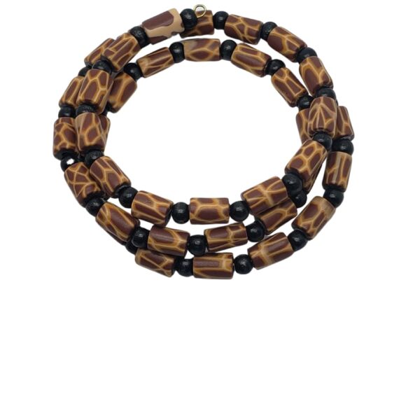 giraff-print-beads-black-accents-bracelet