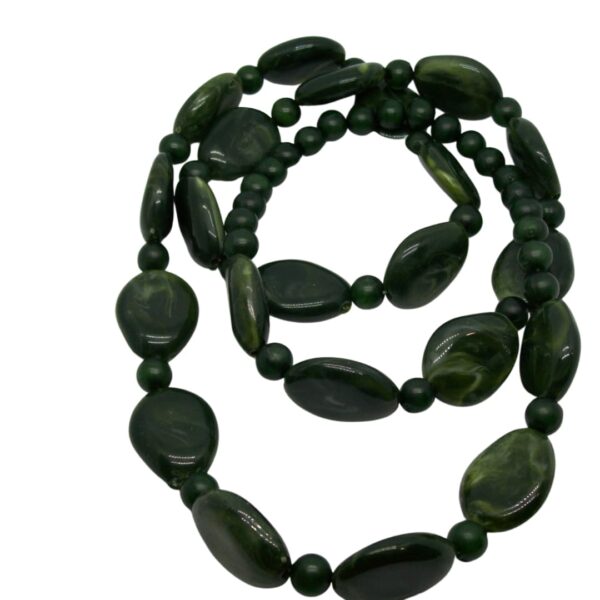 dark-green-beads-necklace